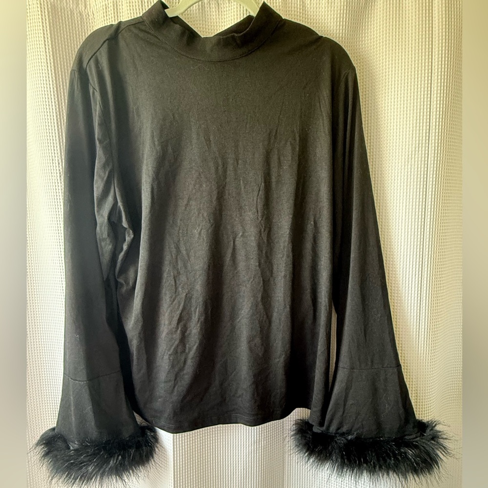 New York & Company Black Long Sleeve Top with Faux Fur Cuffs